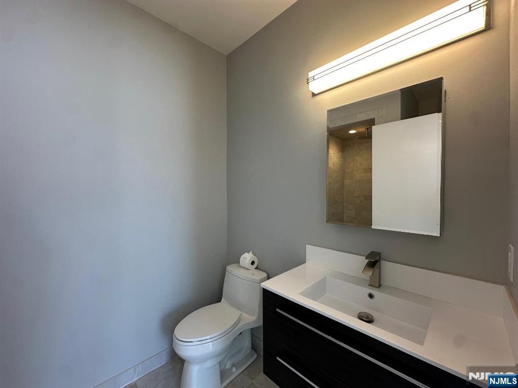 159 Cedar Street 303