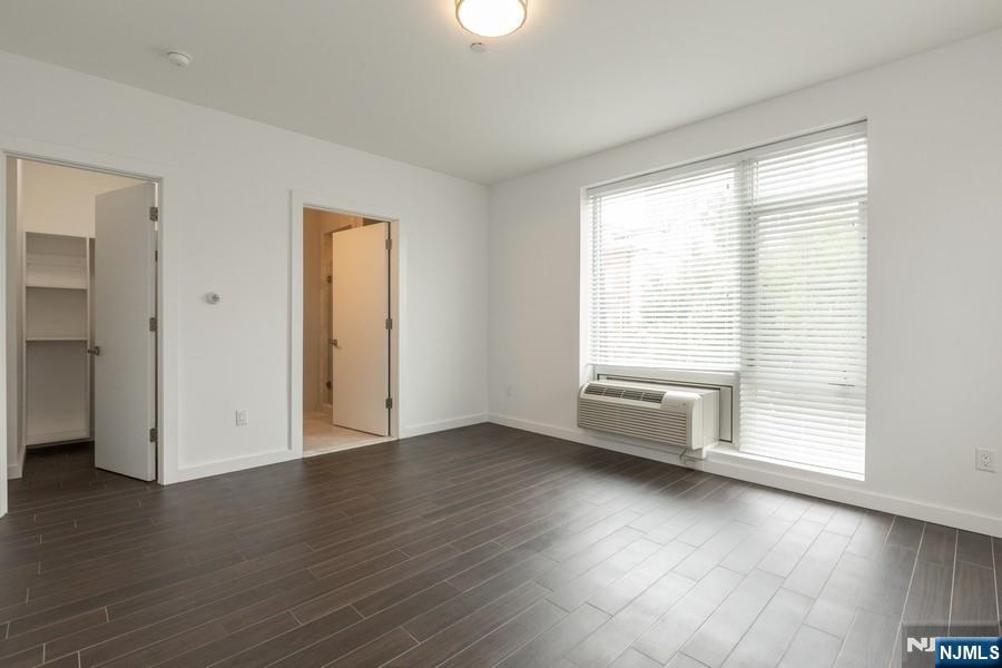 159 Cedar Street 401