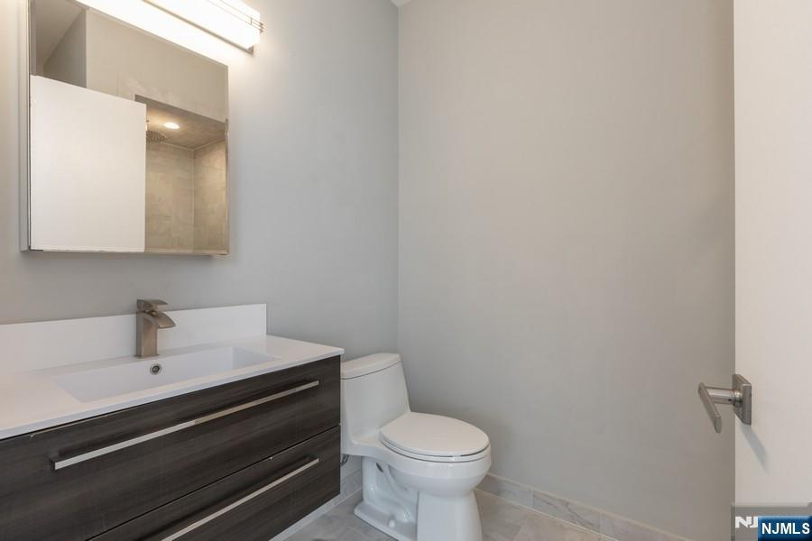 159 Cedar Street 401