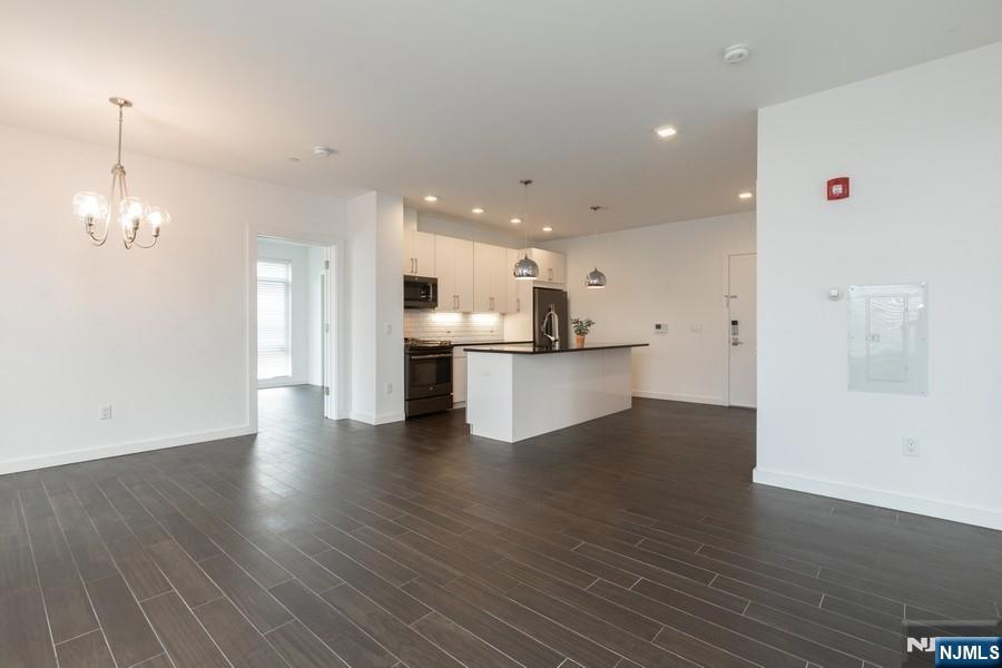 159 Cedar Street 401