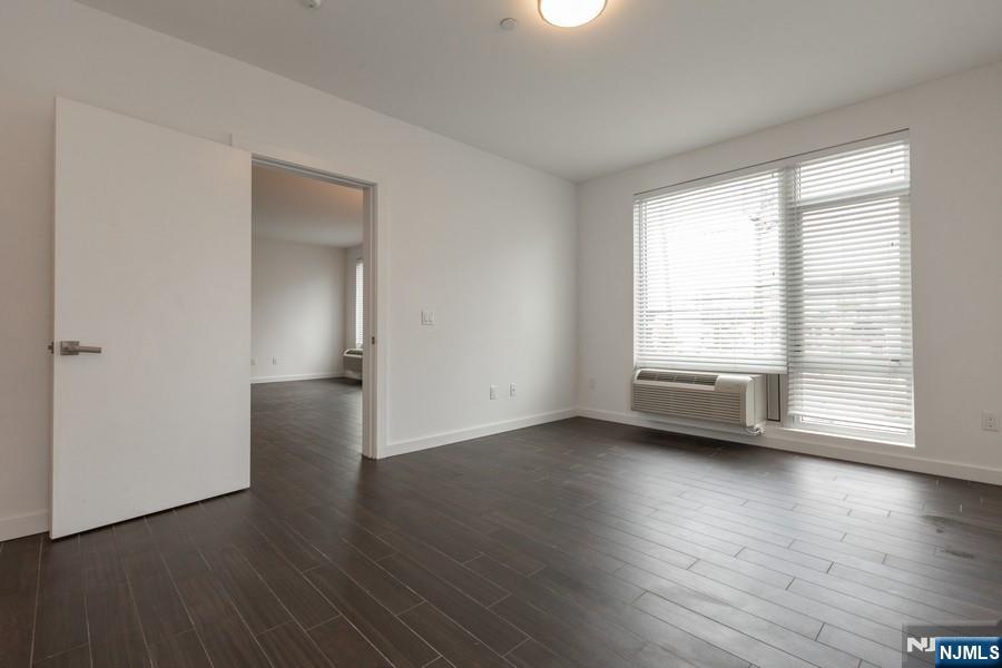 159 Cedar Street 401