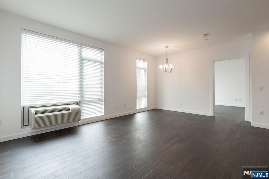 159 Cedar Street 401