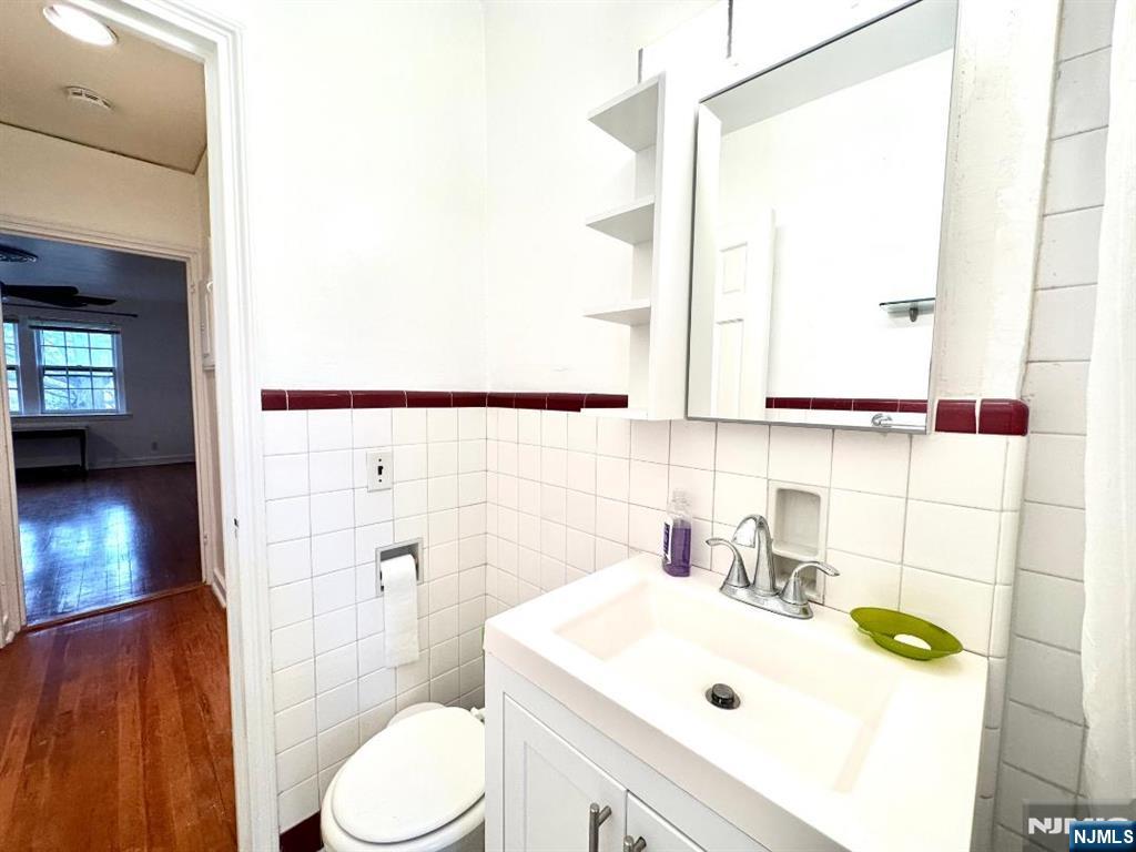185 Palisade Avenue A4B