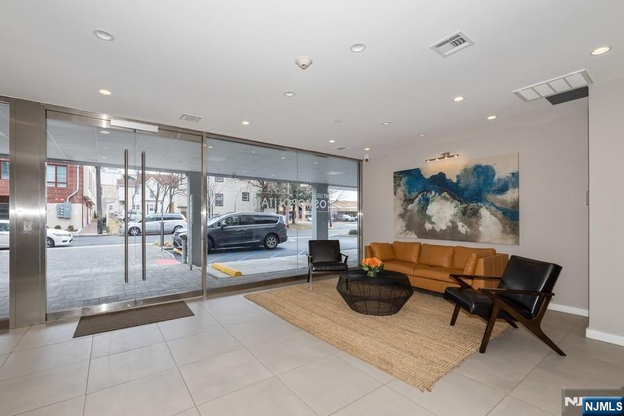 159 Cedar Street 403