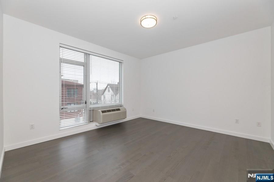159 Cedar Street 403