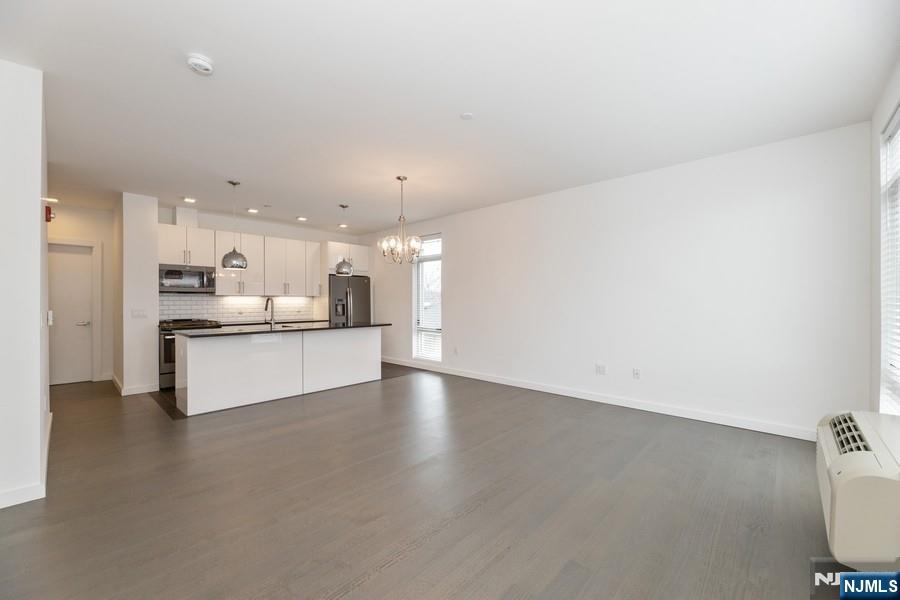 159 Cedar Street 403