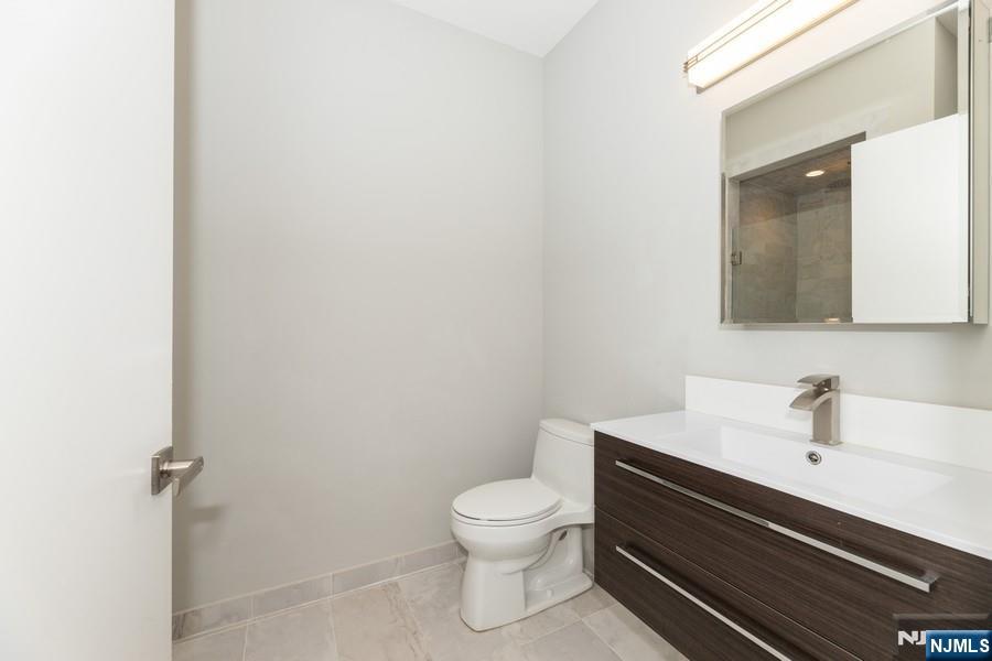 159 Cedar Street 403