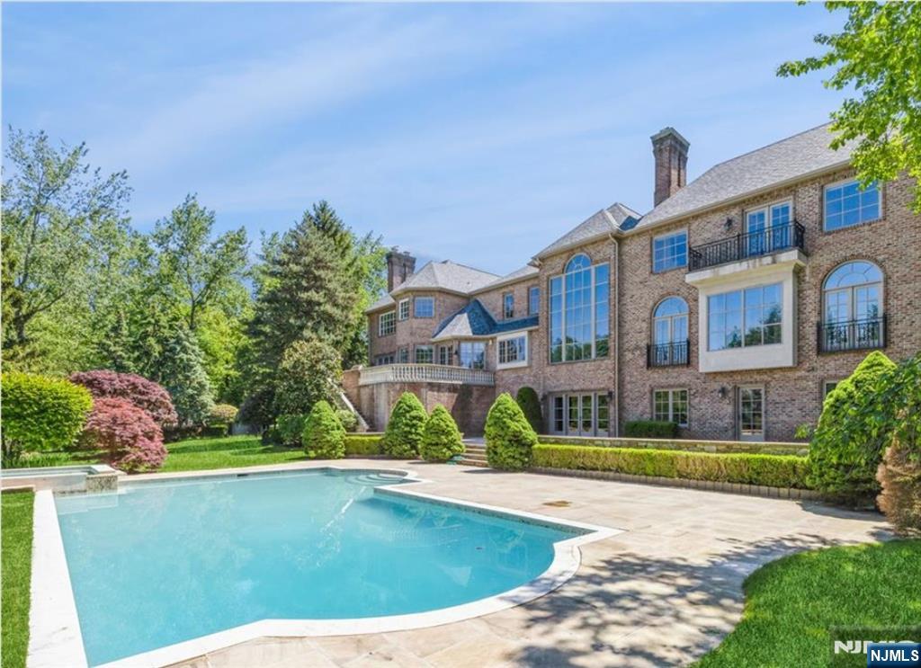 128 Huyler Landing Road