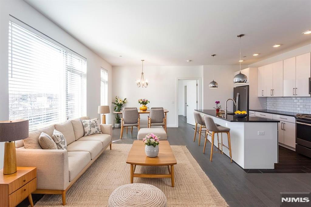 159 Cedar Street 402