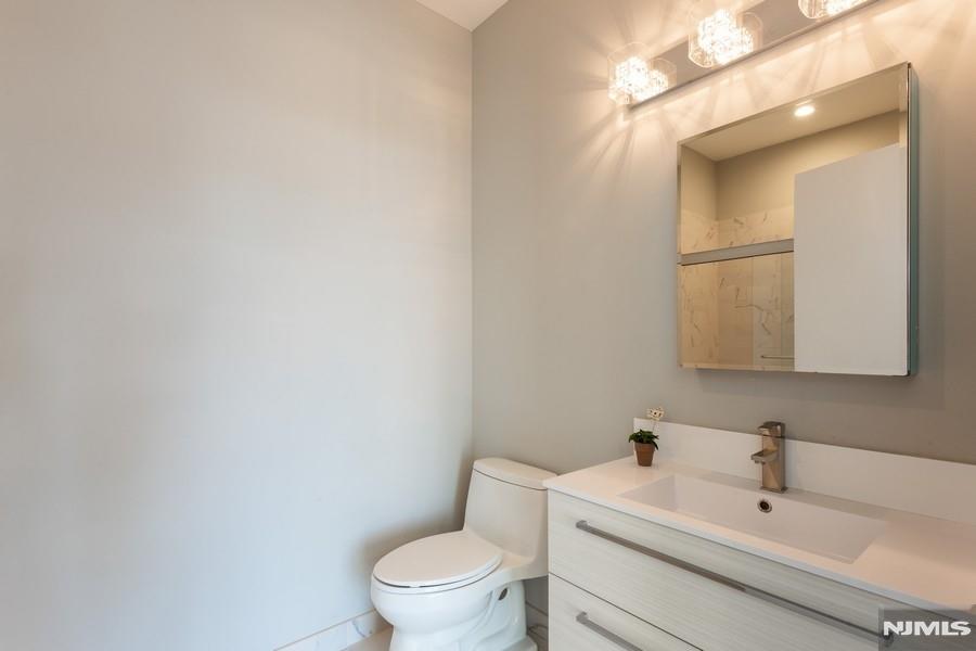 159 Cedar Street 402