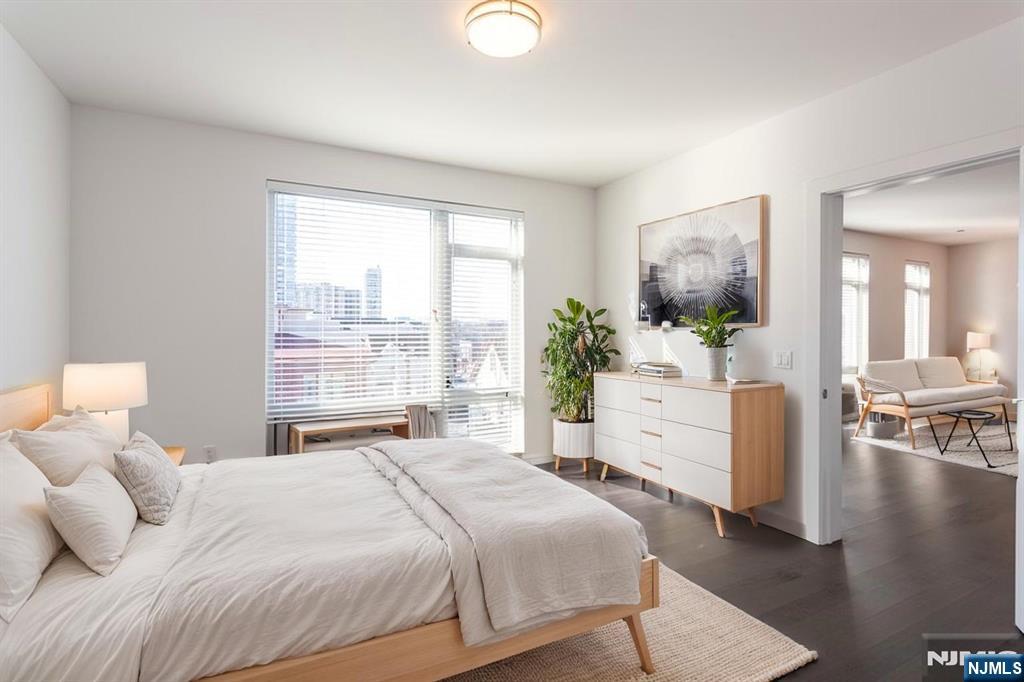 159 Cedar Street 402