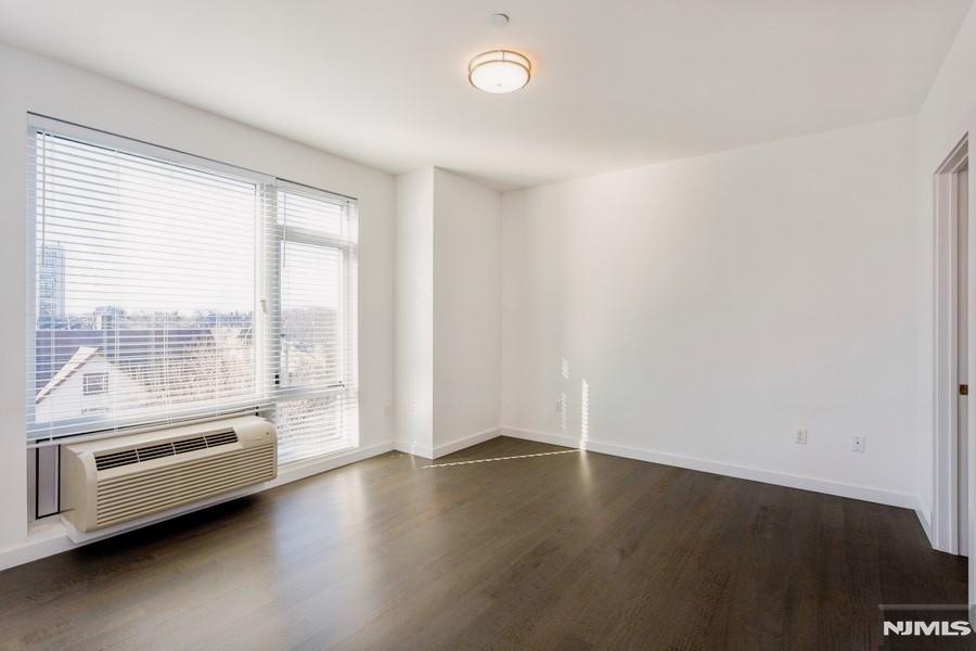 159 Cedar Street 402