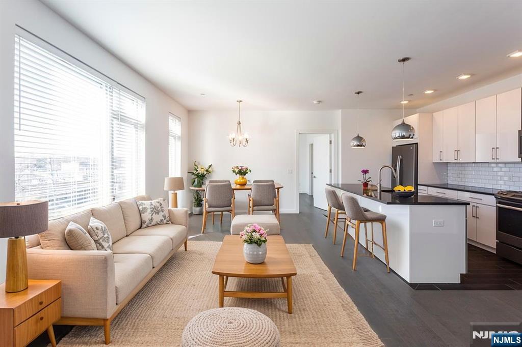 159 Cedar Street 402