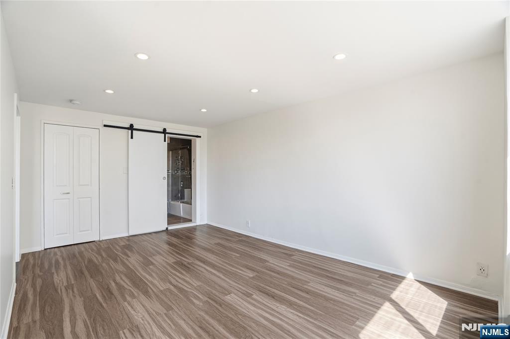 6 Horizon Road 201