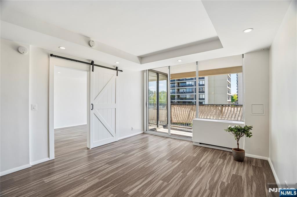6 Horizon Road 201