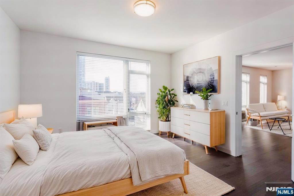 159 Cedar 202