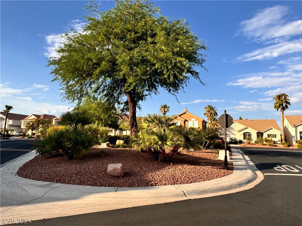 5129 Forest Oaks Drive