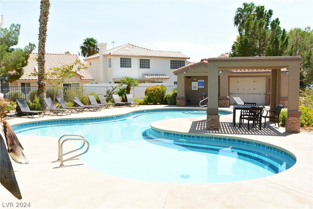 5129 Forest Oaks Drive