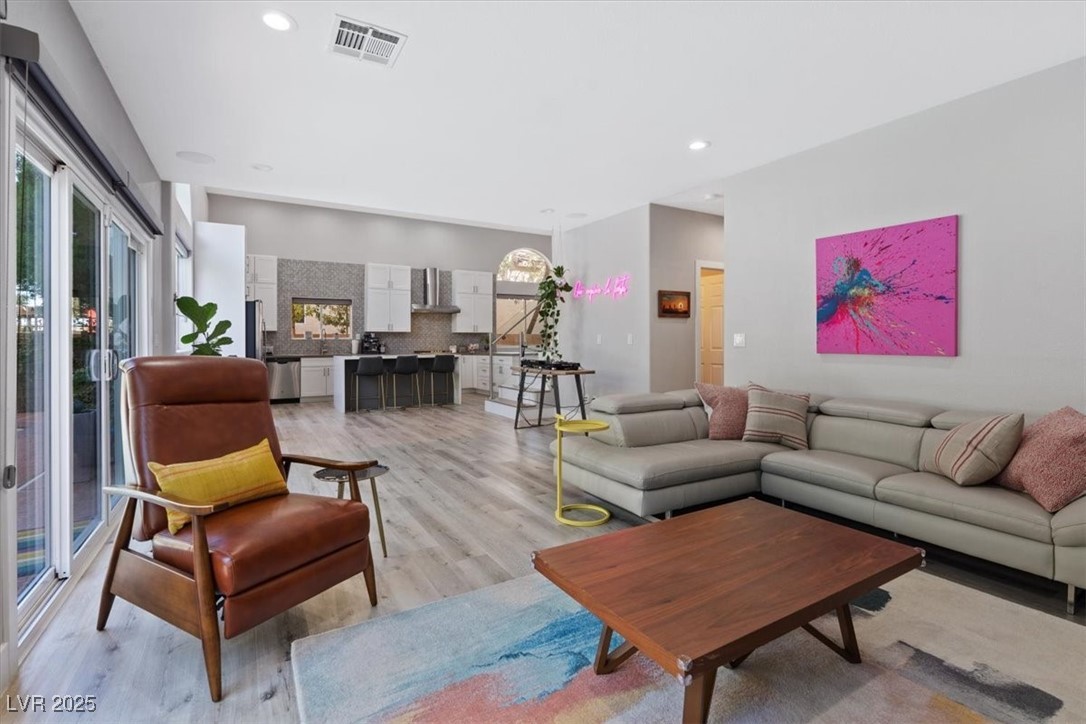 2236 Alanhurst Drive