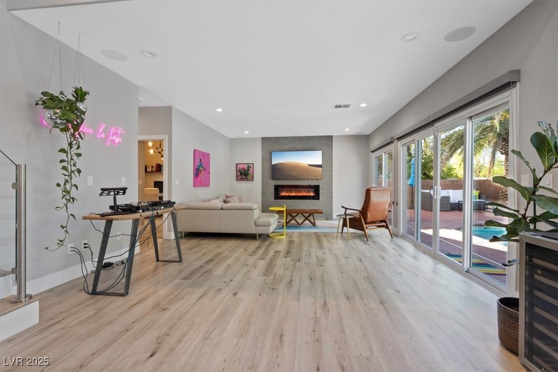 2236 Alanhurst Drive