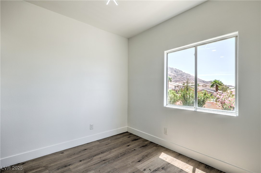 2110 Los Feliz Street 1003