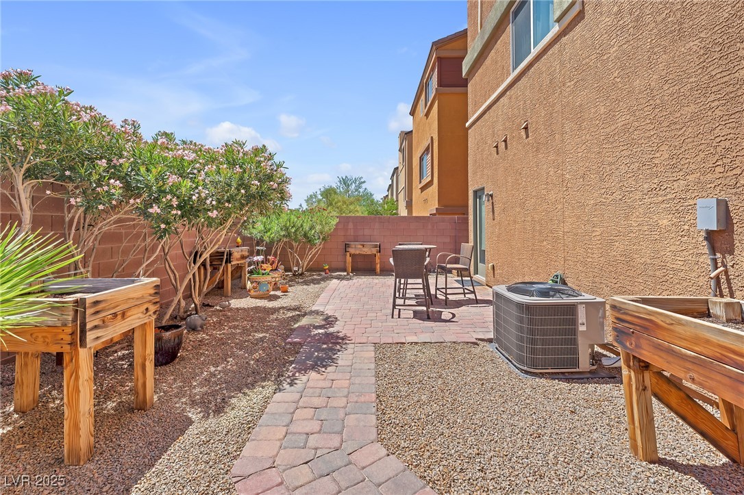 3952 Total Eclipse Street