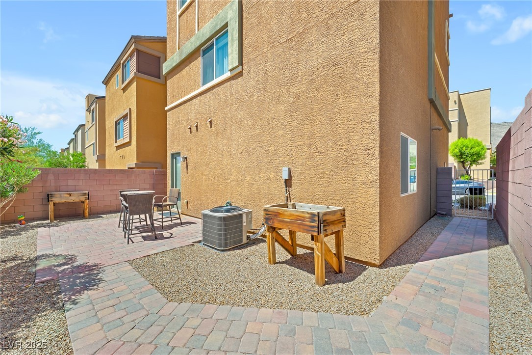 3952 Total Eclipse Street
