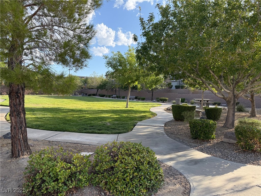 1238 Tranquil Rain Avenue