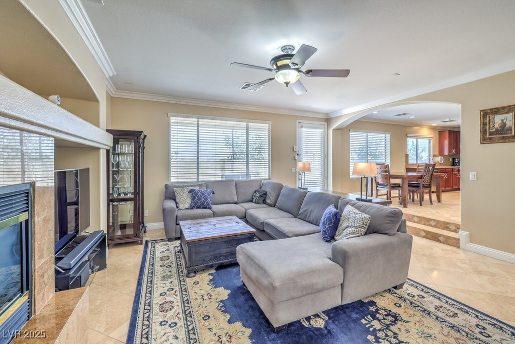 1238 Tranquil Rain Avenue