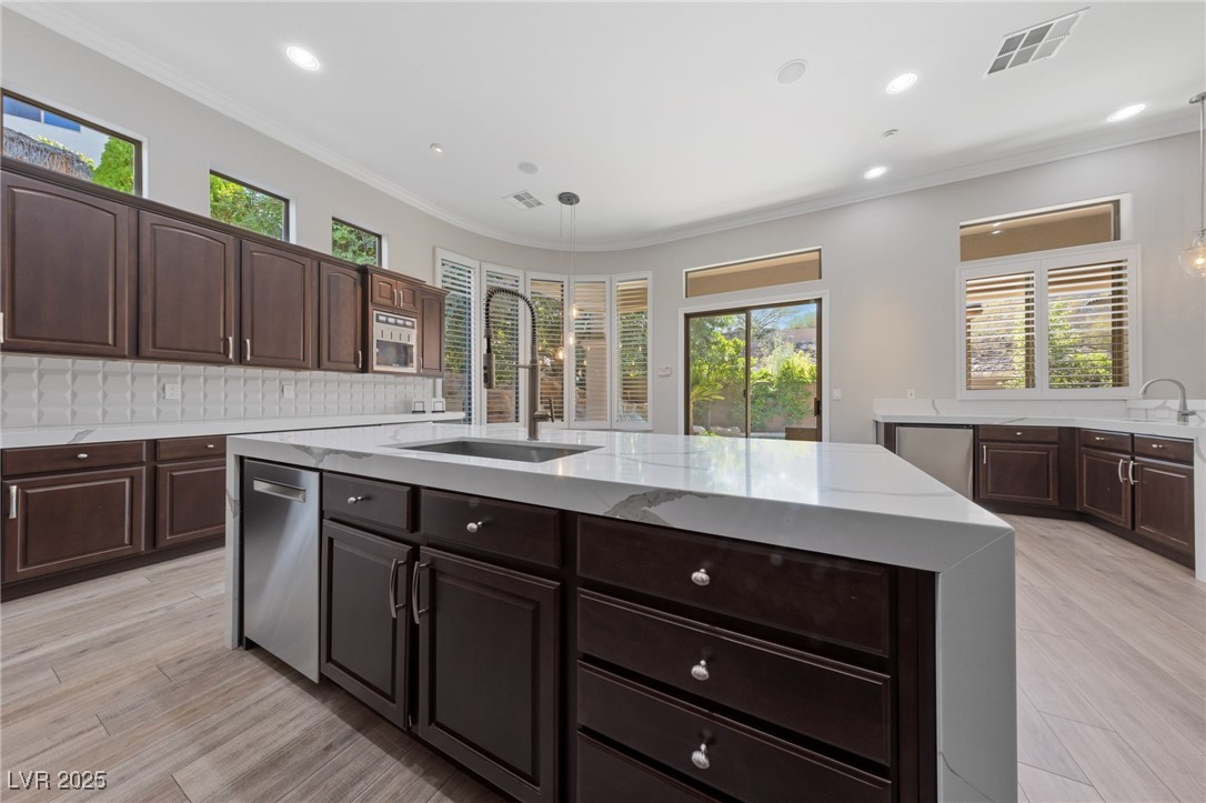 19 Chalet Hills Terrace