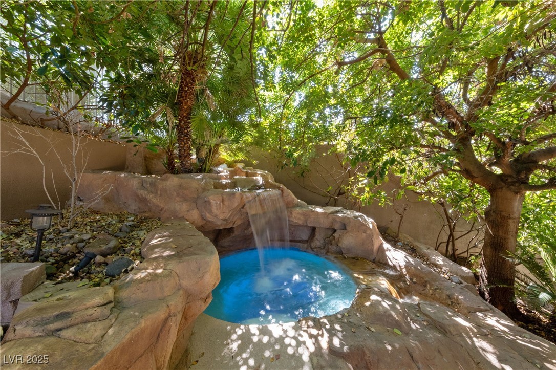 19 Chalet Hills Terrace