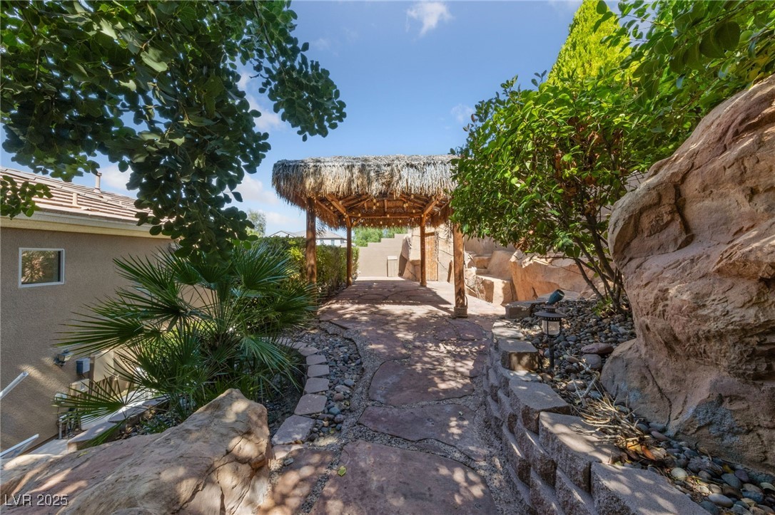 19 Chalet Hills Terrace