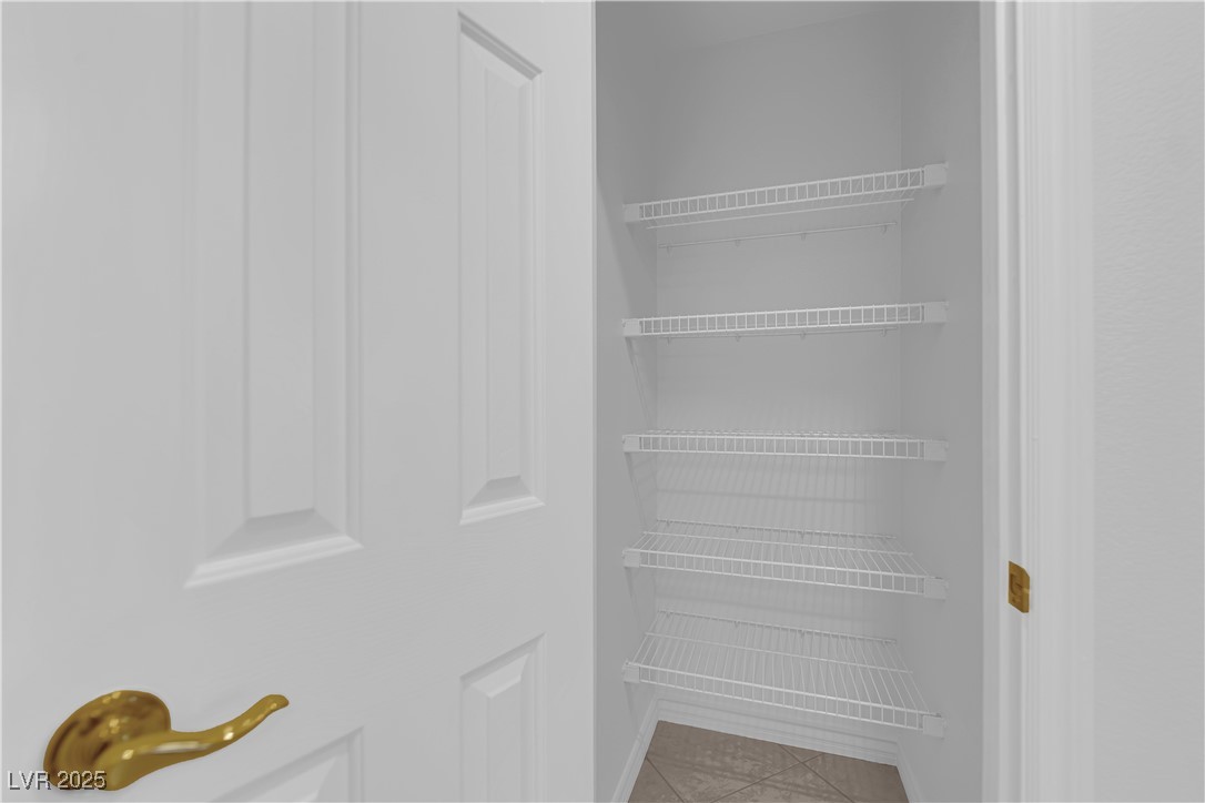 10752 Jubilee Mountain Avenue