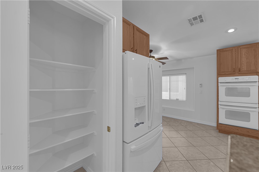 10752 Jubilee Mountain Avenue