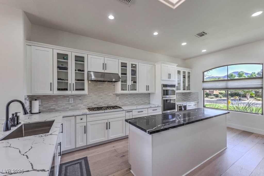 16 Holston Hills Road