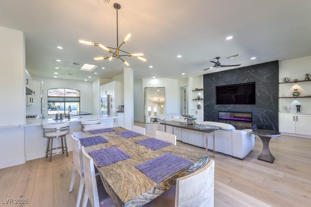 16 Holston Hills Road