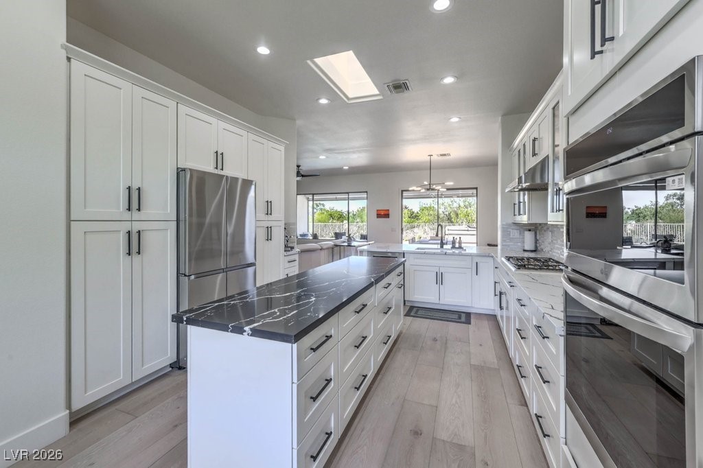 16 Holston Hills Road