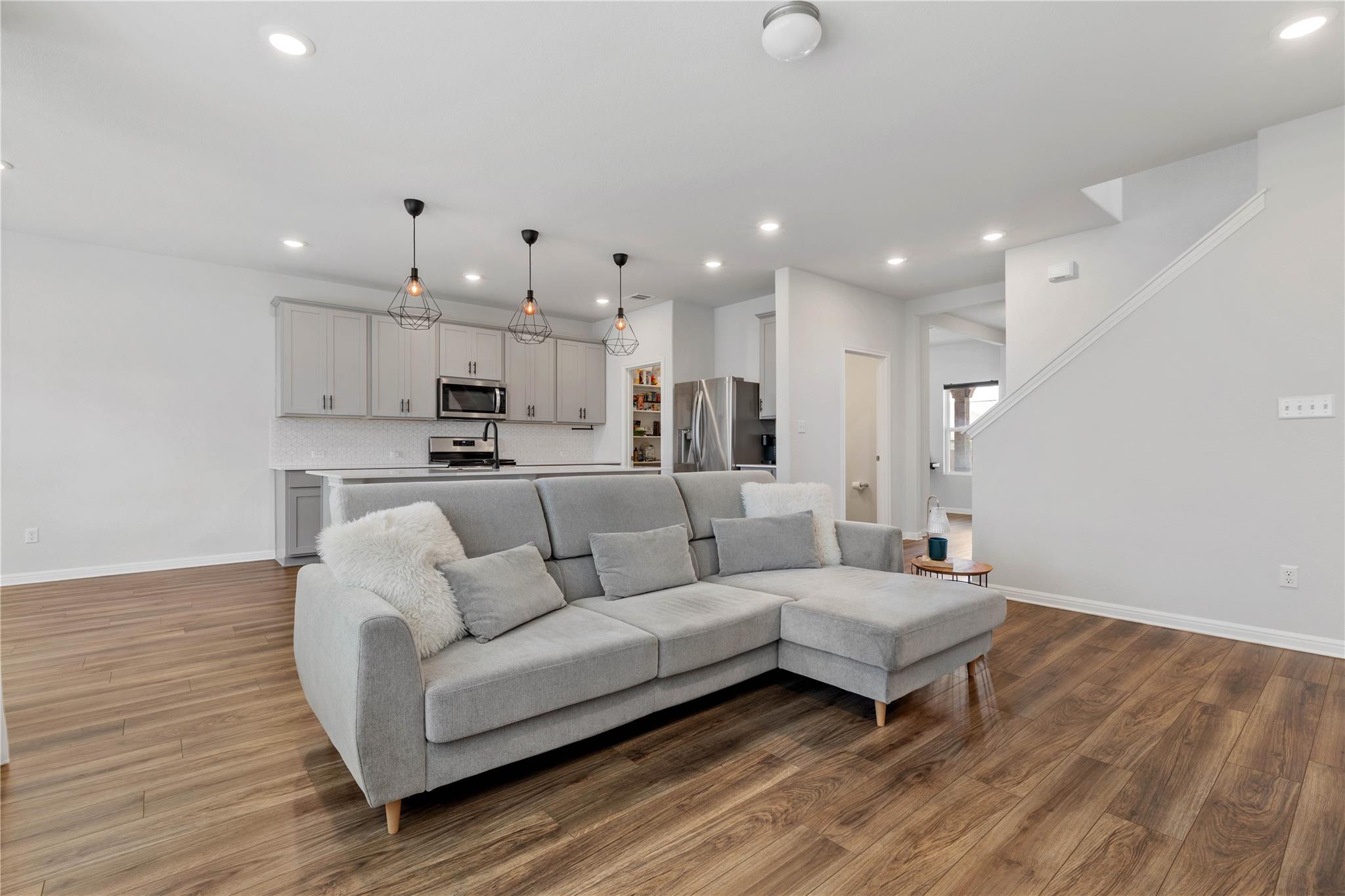 11824 Comedero WAY