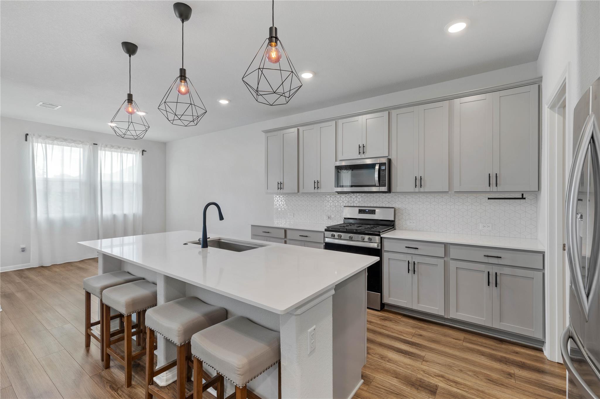 11824 Comedero WAY