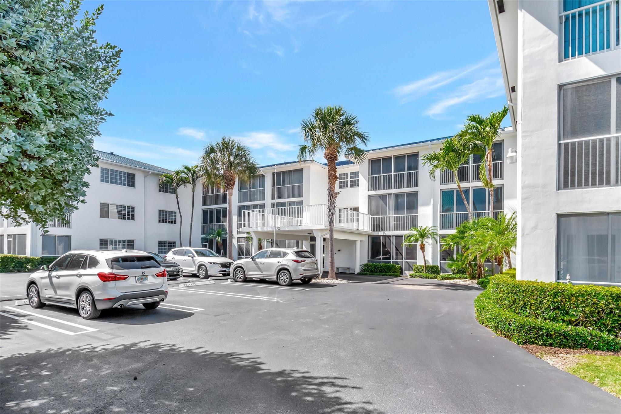 1700 S Ocean Blvd 4