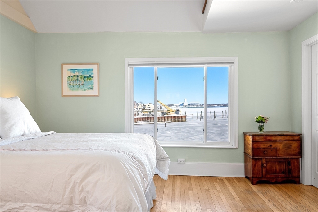 1 Shore Ave