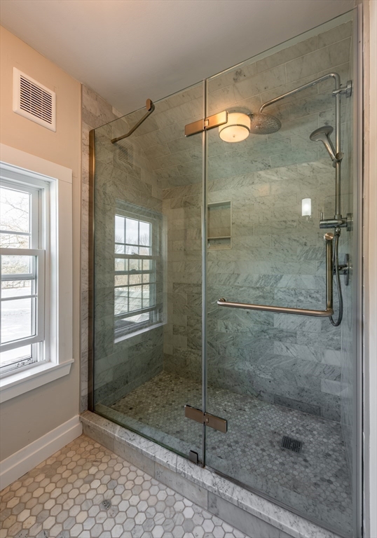 38 Candlewood Rd