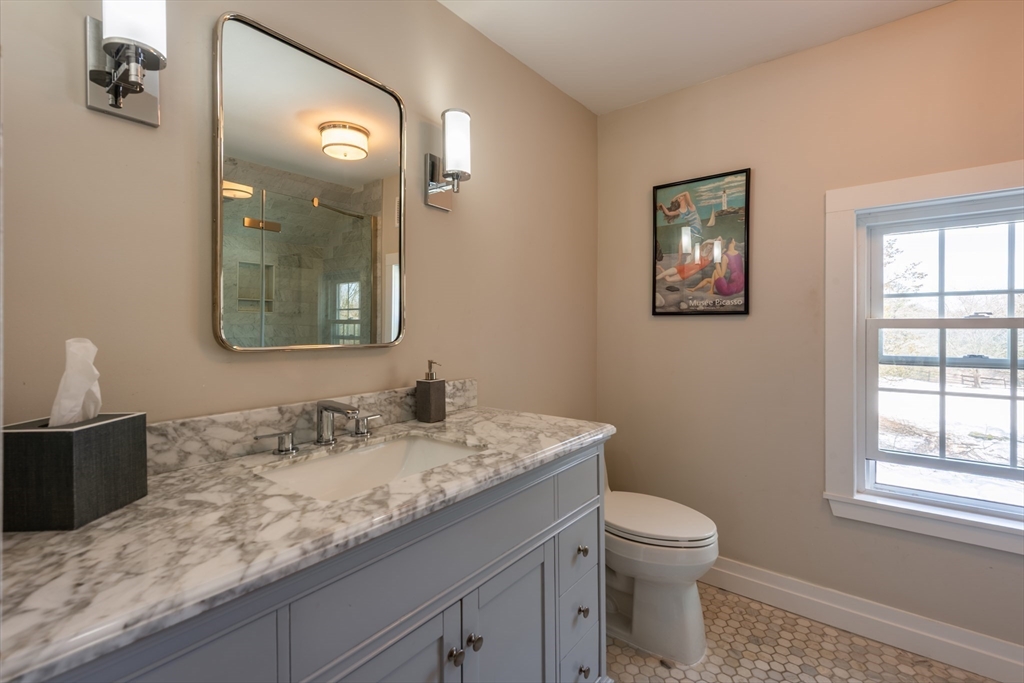 38 Candlewood Rd