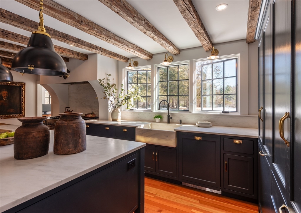 38 Candlewood Rd