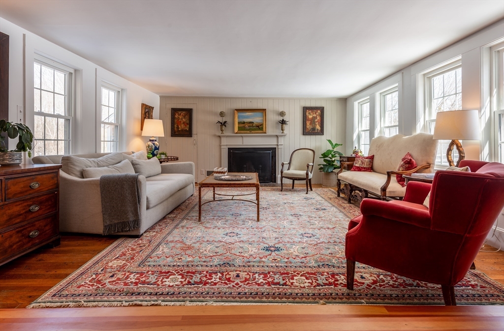 38 Candlewood Rd
