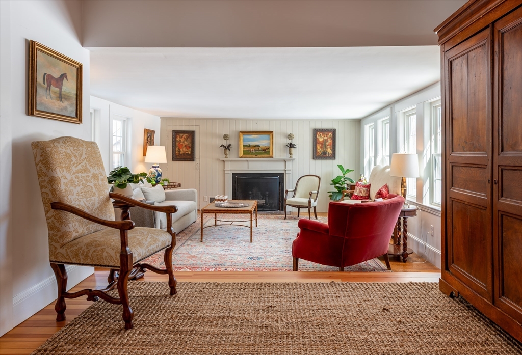 38 Candlewood Rd