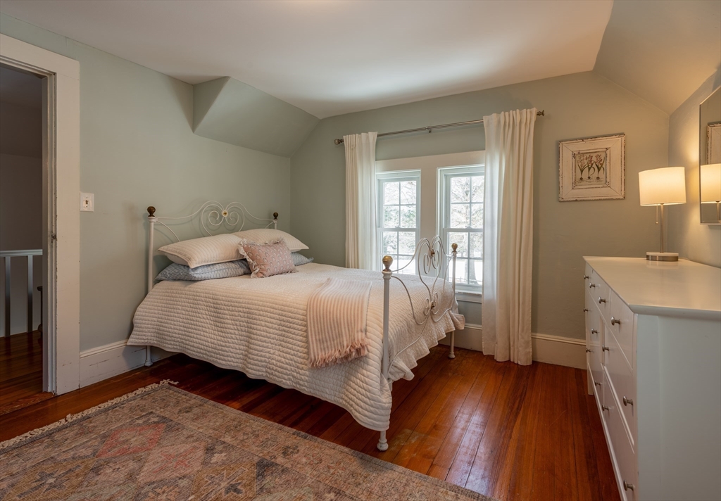 38 Candlewood Rd