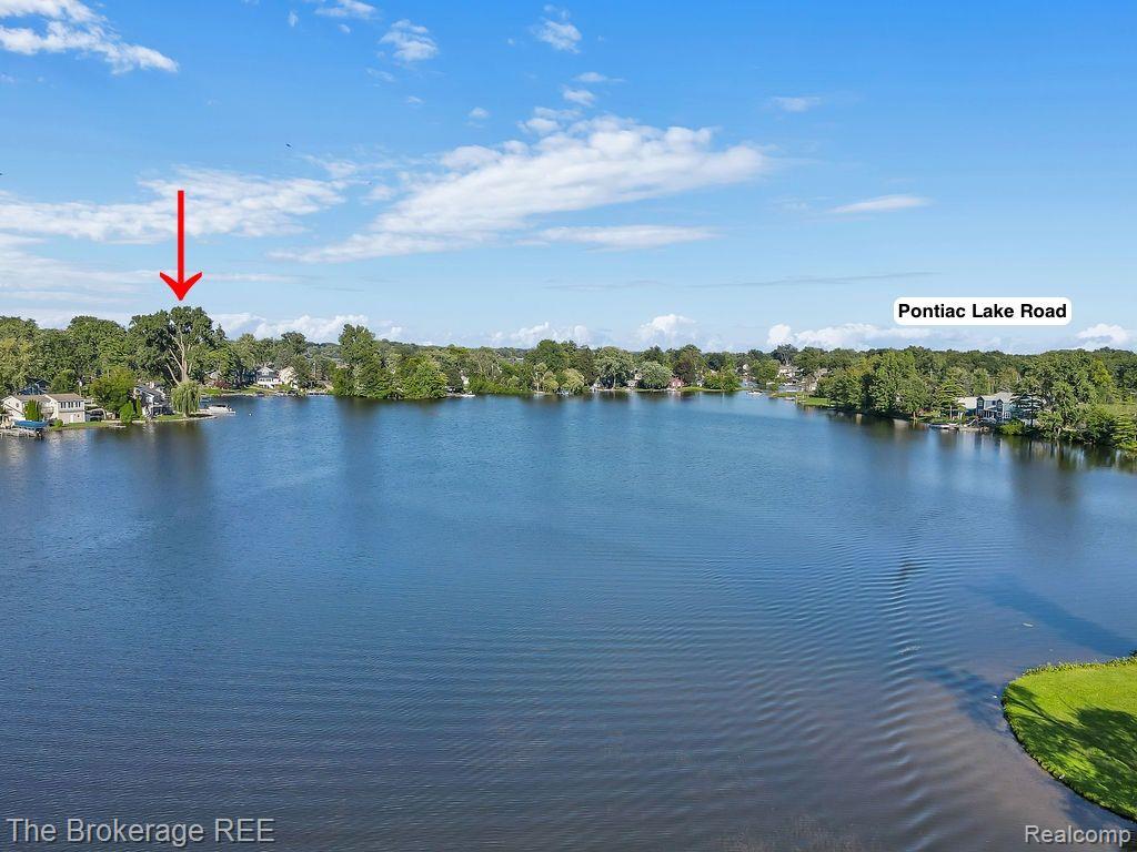 9329 BONNIE BRIAR Street