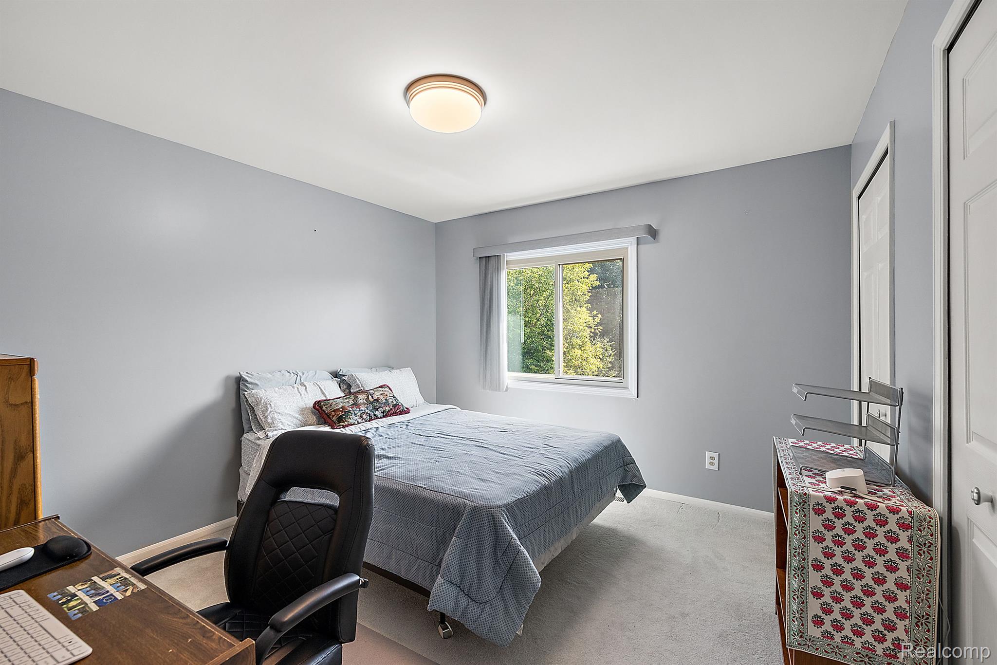 1253 ROTHWELL Drive