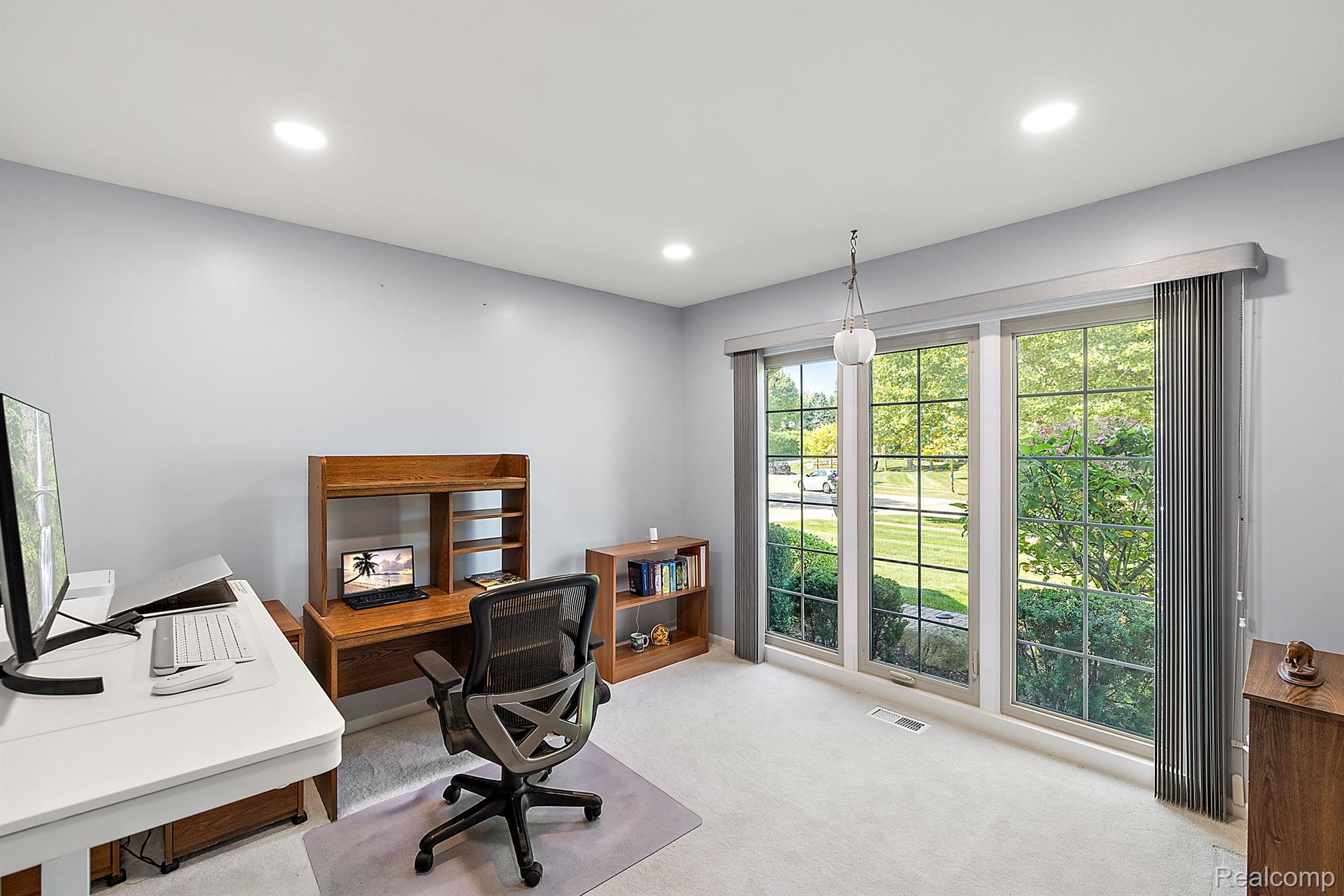 1253 ROTHWELL Drive